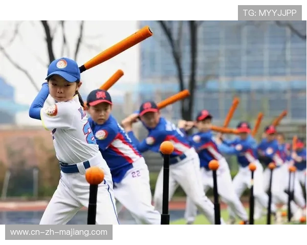 熊猫帽子带来好运?Yandex选手Watson成都赛场展现个性风采 熊猫帽子带来好运?Yandex选手Watson成都赛场展现个性风采